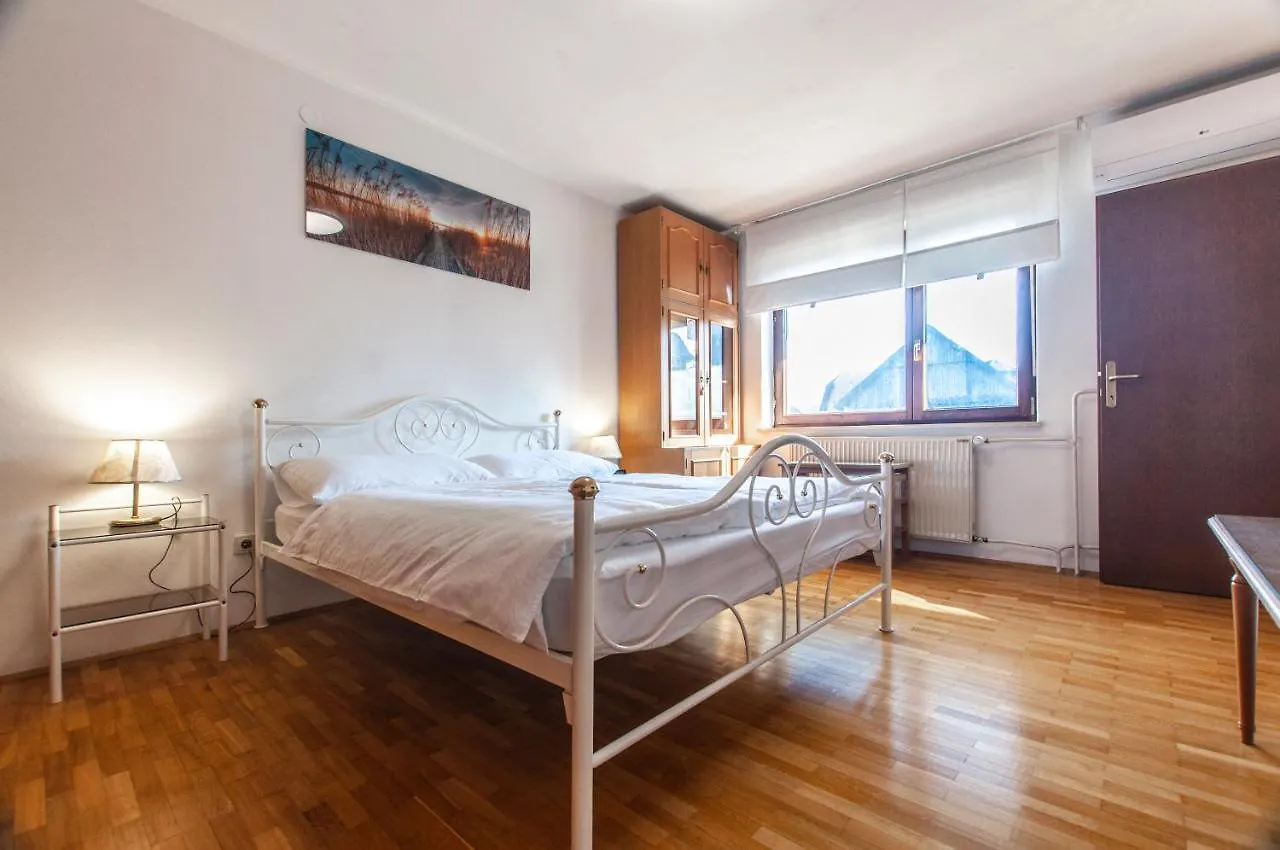 Apartment Jcop Ljubljana